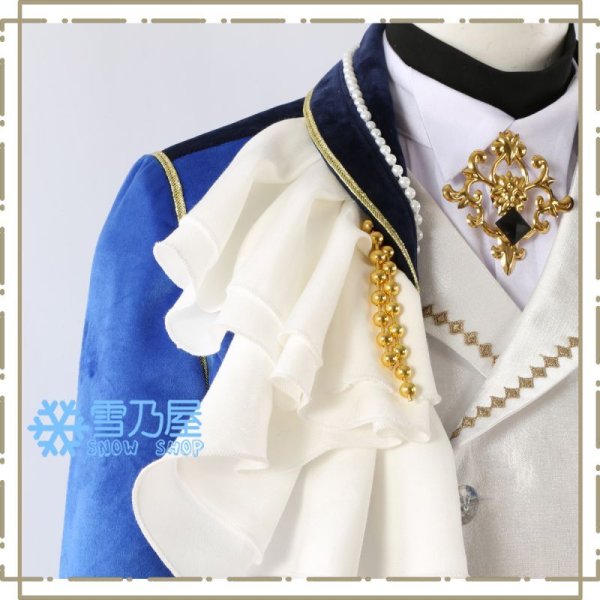 瞬ぎと展覧会衣装