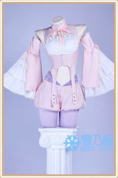  深森白夜　衣装