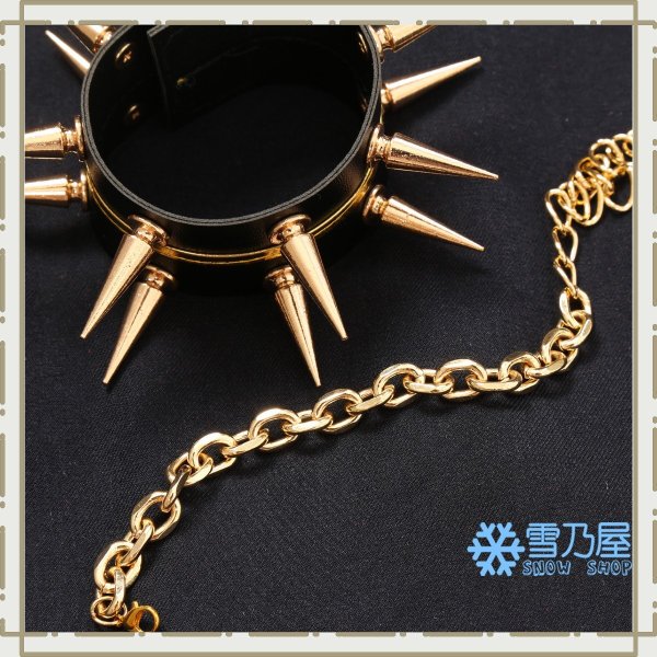 Slitherウロボロスと地底の住処衣装