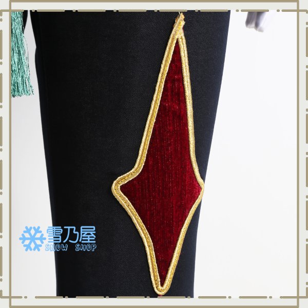 Slitherウロボロスと地底の住処衣装