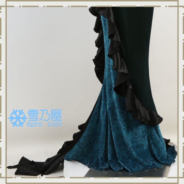 ジョルジーナ・リーチ衣装