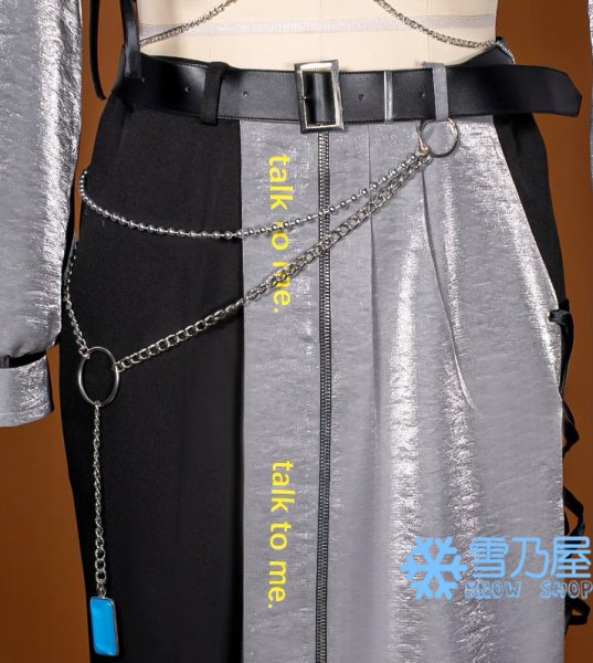 talk to meYOLO衣装