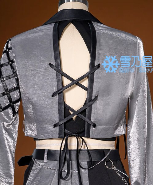 talk to meYOLO衣装