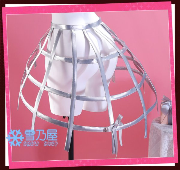 暁山瑞希ハイド・クリノリン衣装