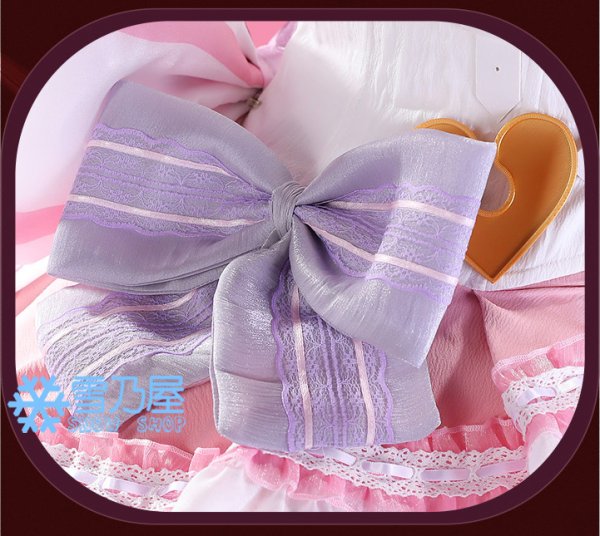 暁山瑞希ハイド・クリノリン衣装