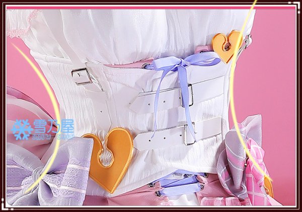 暁山瑞希ハイド・クリノリン衣装