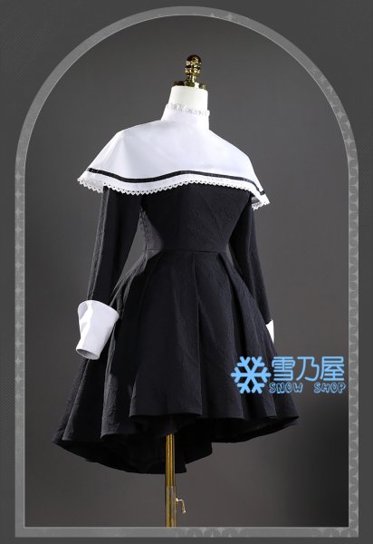 宵崎奏　神っぽいな衣装